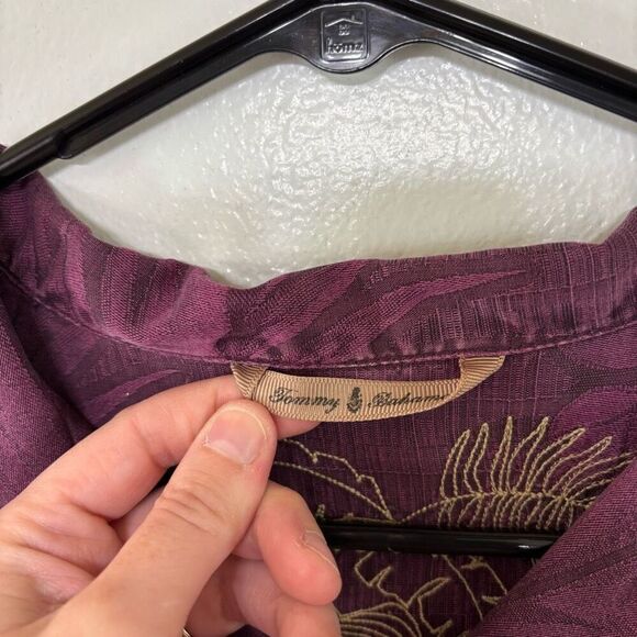 Tommy Bahama 100% Silk Maroon Button Up Short Sleeve Hawaiian Shirt - Picture 3 of 5